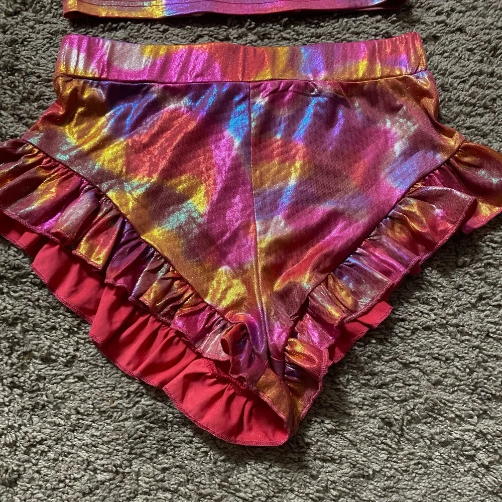 2 piece set, bandeau and flared shorts (a little cheeky) size small - Picture 3 of 4
